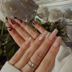 Black & White Swirls