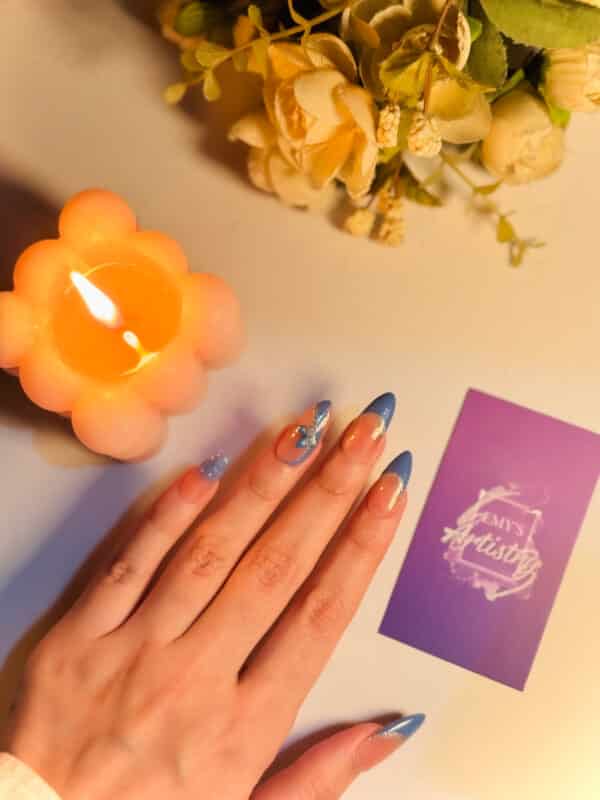 Aesthetic Blue French