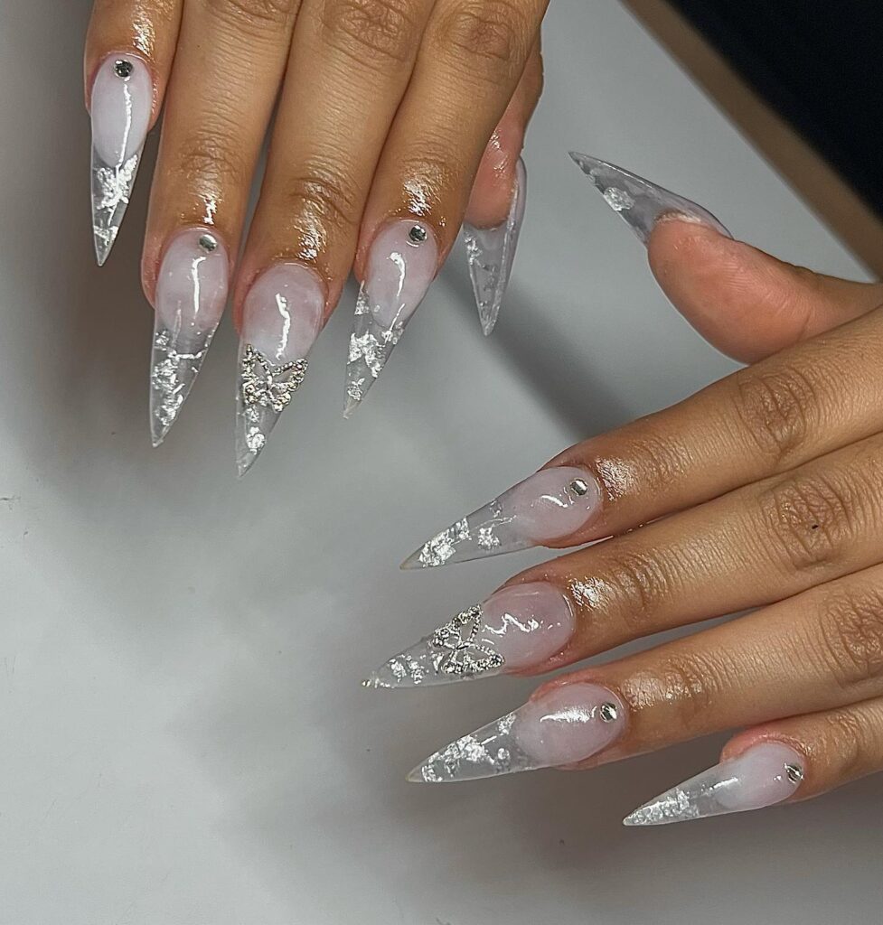 Read more about the article Minimalist Magic: 14 Crystal-Clear Nail Designs