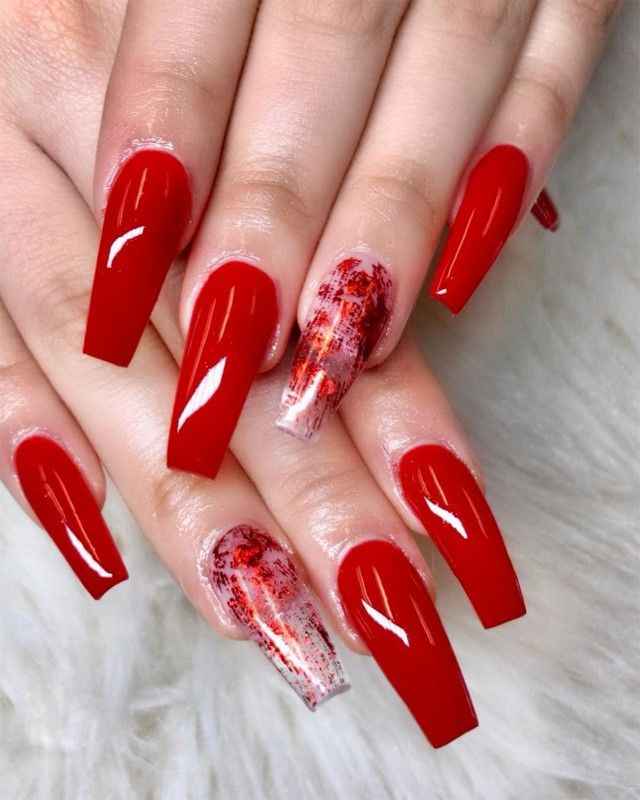 red long nails zon