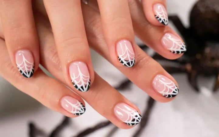 16 Halloween Nail Art Ideas for Eerie Designs