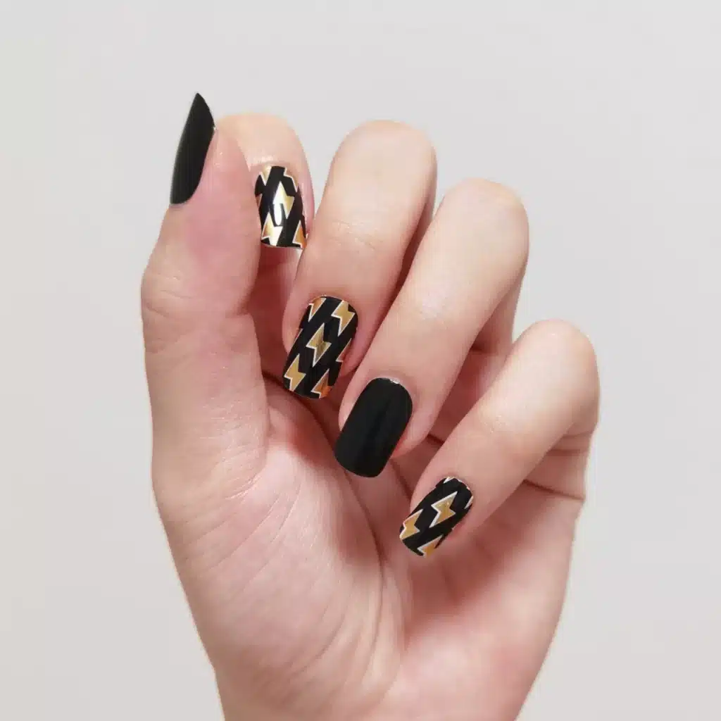 Black and Gold Nails: Lightning Bolt