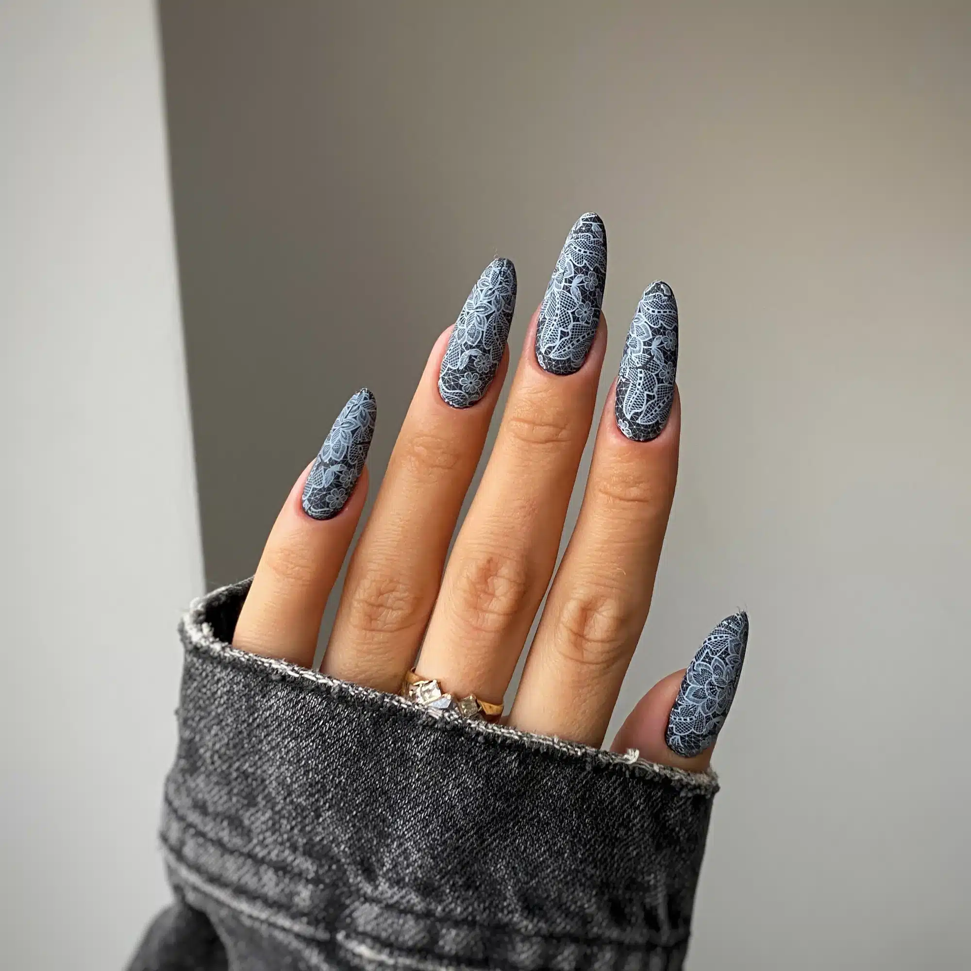 Lace art on almond nails Lace art on almond nails