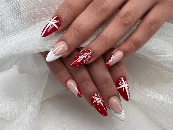 christmas special nails with white floral patterns christmas special nails with white floral patterns