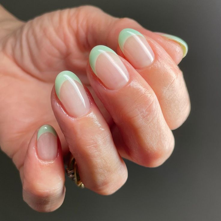 simple mint green tips simple mint green tips