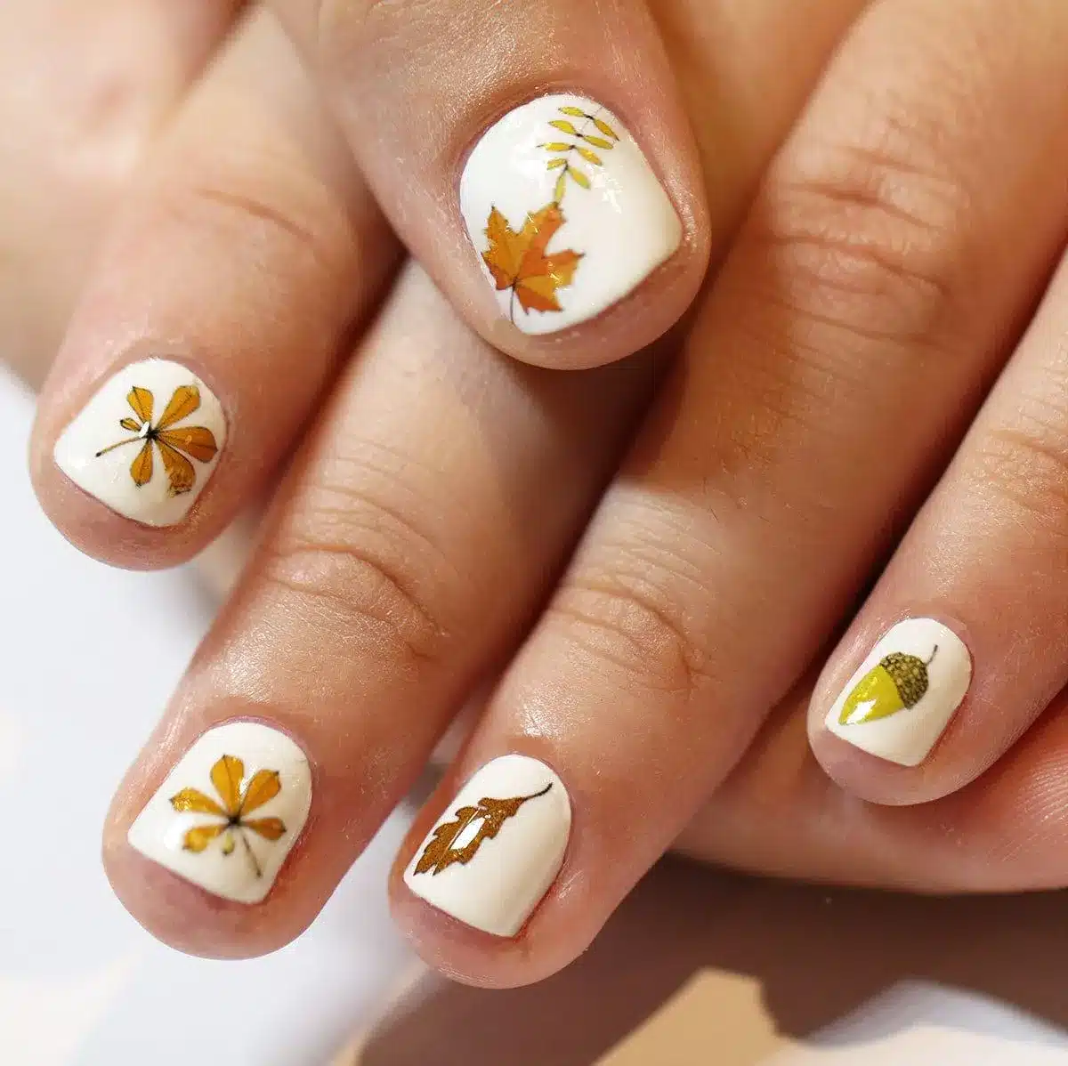 Autumn Leaves Nail Art Autumn Leaves Nail Art