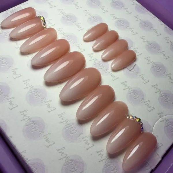 Bare luxe